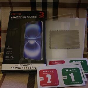 Set Of 3 Tempered Glass Screen Protectors Microfiber Cloth 3 PacksCleaning Swabs